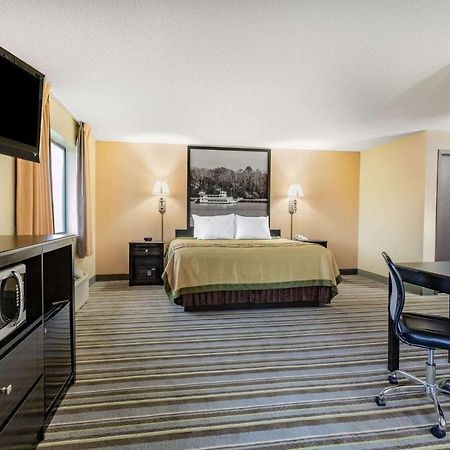 Super 8 By Wyndham Iowa Falls מראה חיצוני תמונה