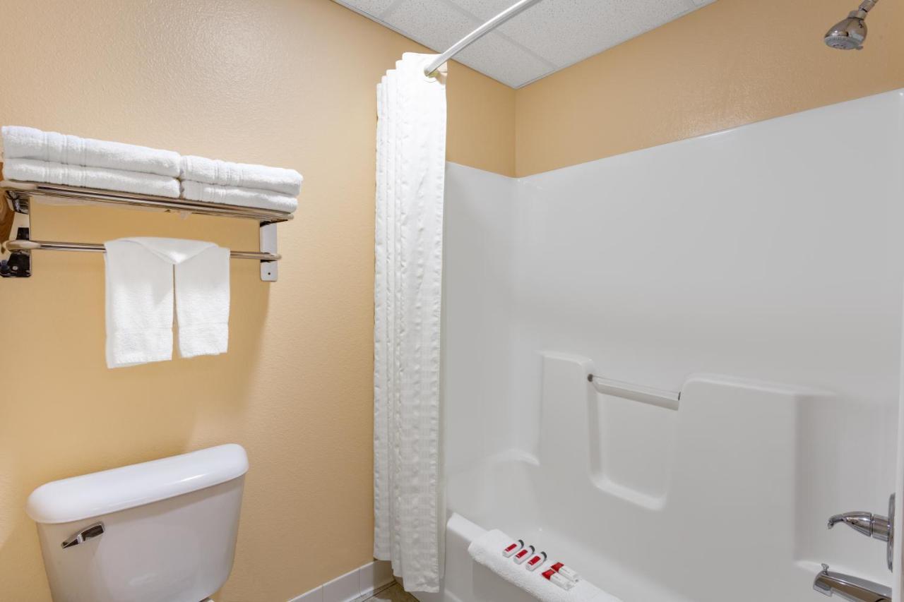 Super 8 By Wyndham Iowa Falls מראה חיצוני תמונה